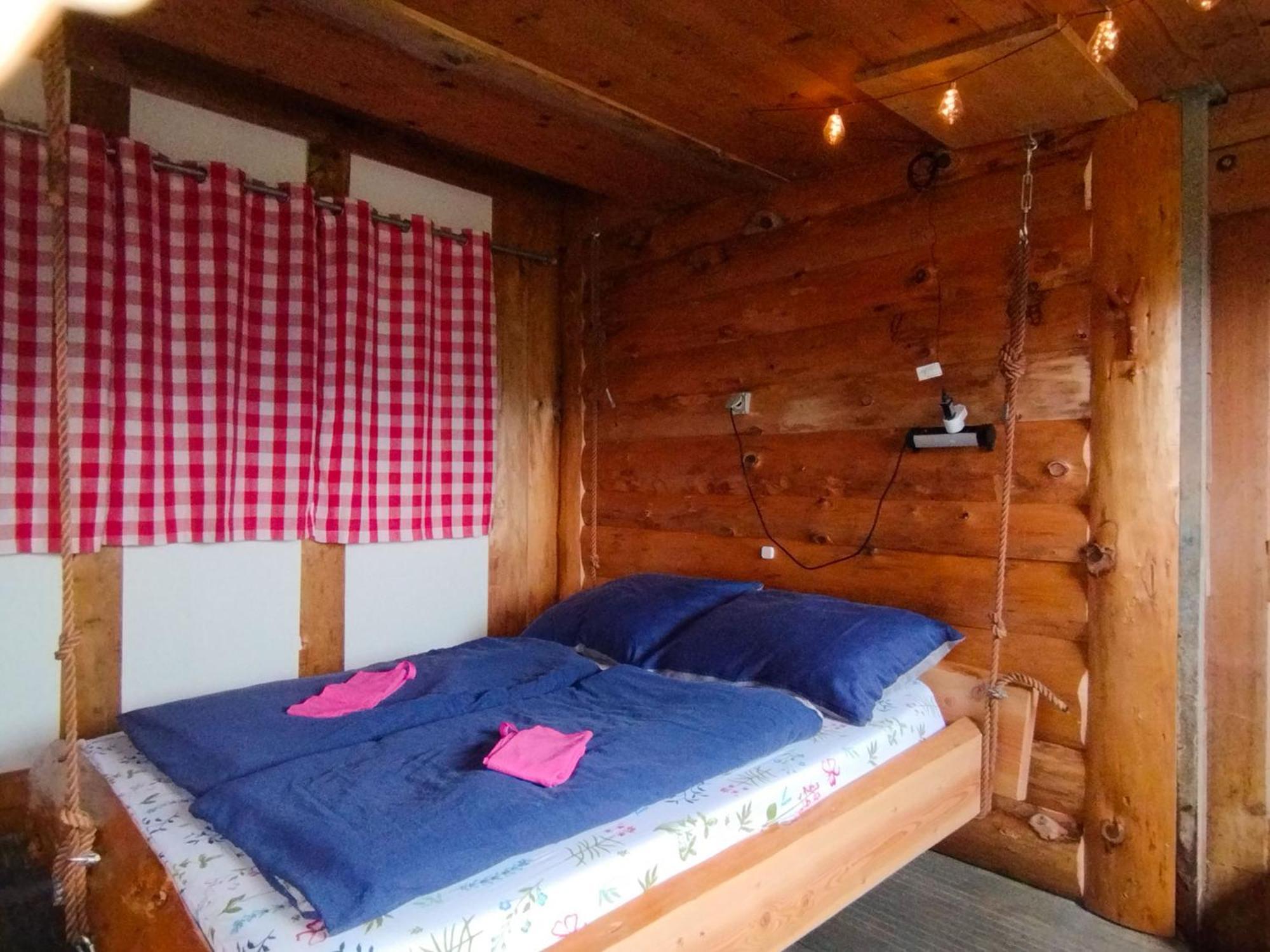 Farm stay Haengebett Im Stall *